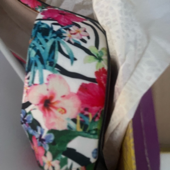 New floral print heels by mix no 6 - Picture 4 of 9